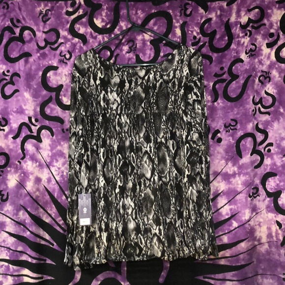 Brand NWT J LO tunic style peasant top size 1x - Picture 7 of 7